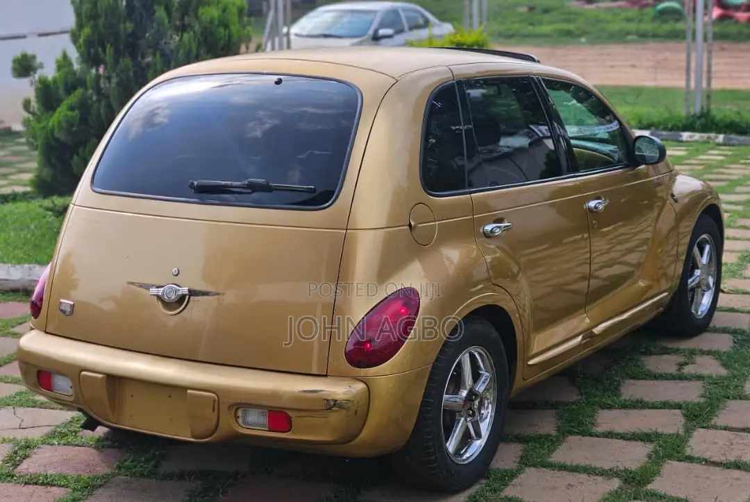 Chrysler PT Cruiser 2002 Gold