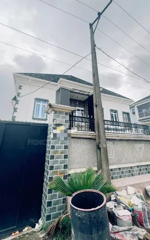 2bdrm Block of Flats in Ajao Estate for rent