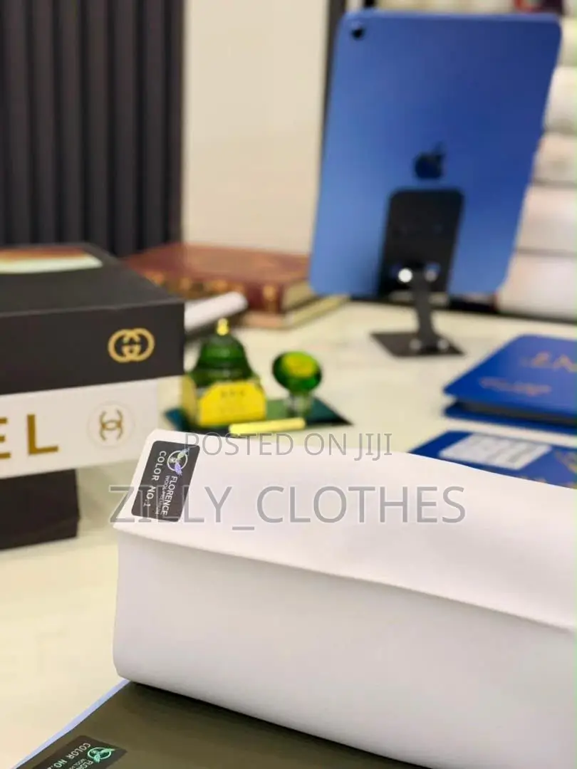 Emiraty Silk