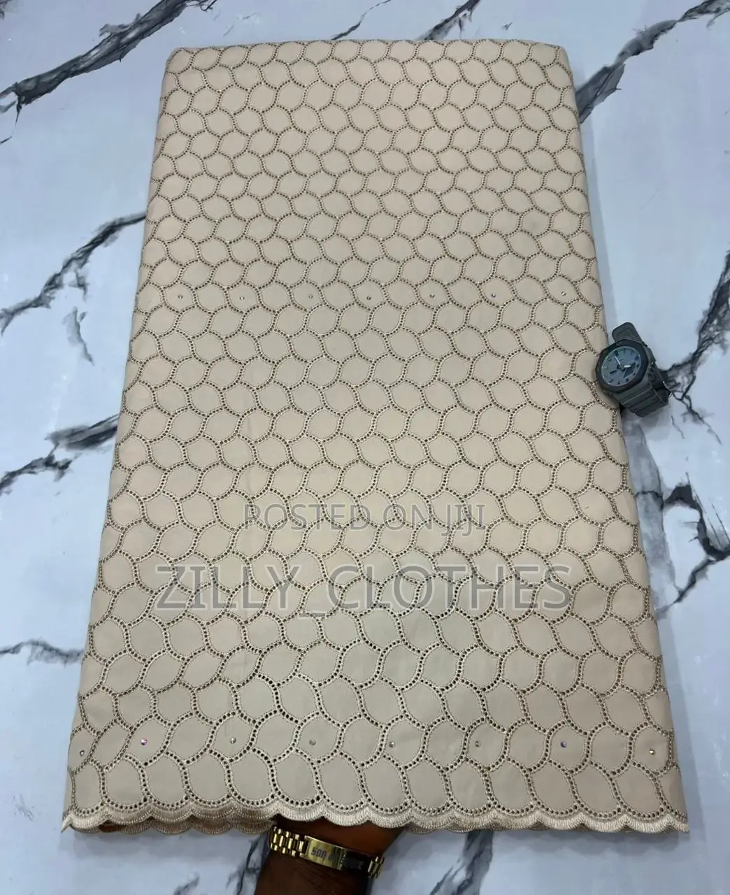 Medium Men Lace