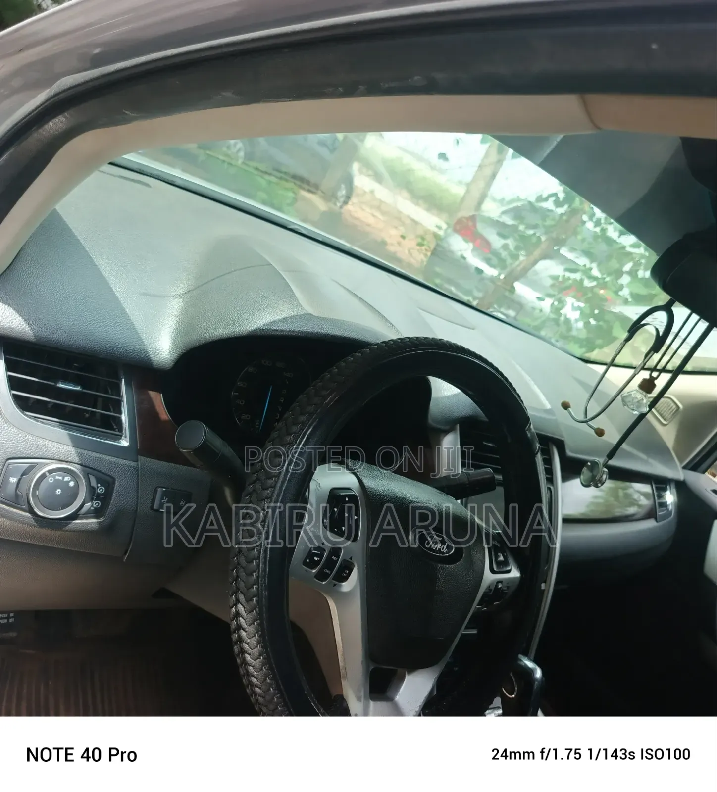 Ford Edge 2012 Silver