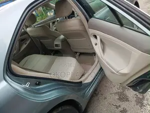 Toyota Camry 2011 Blue