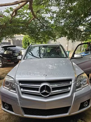 Mercedes-Benz GLK-Class 350 2011 Silver