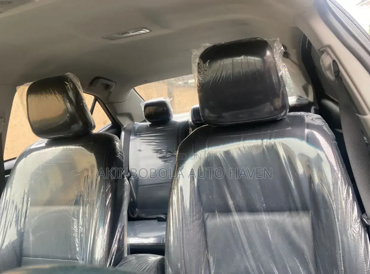 Toyota Corolla 2016 Black