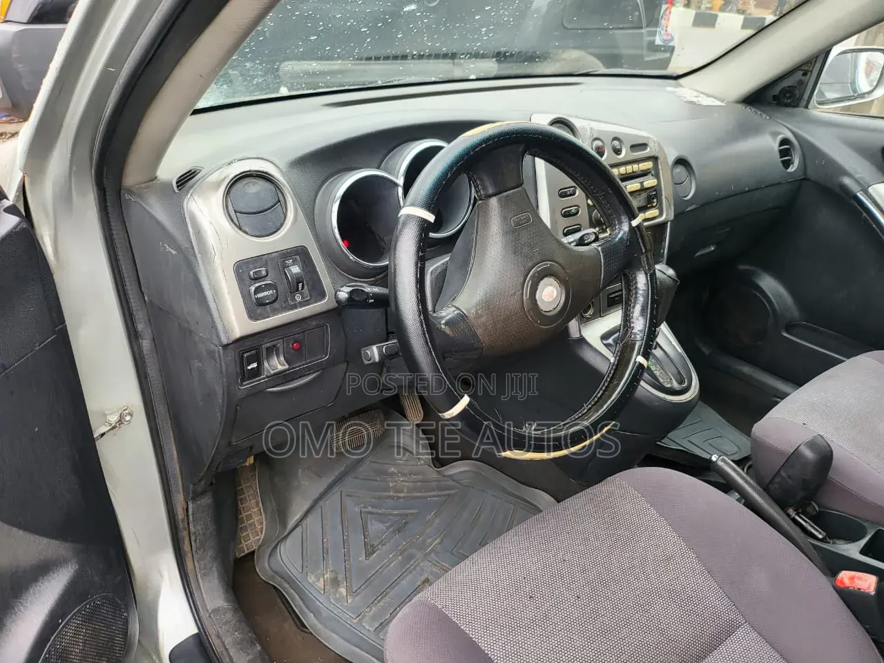 Toyota Matrix 2004 Silver