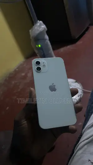 Apple iPhone 12 64 GB Green