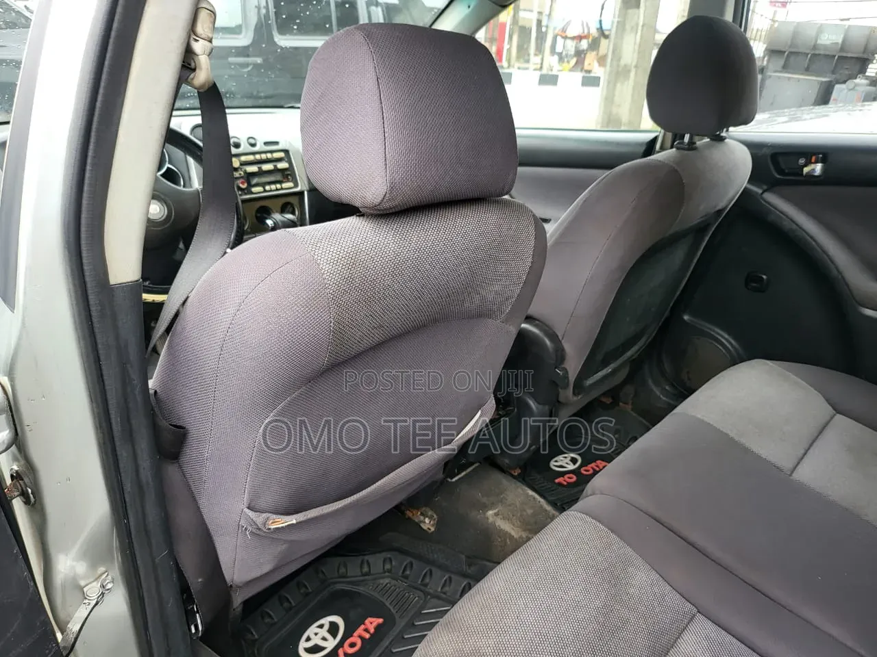 Toyota Matrix 2004 Silver