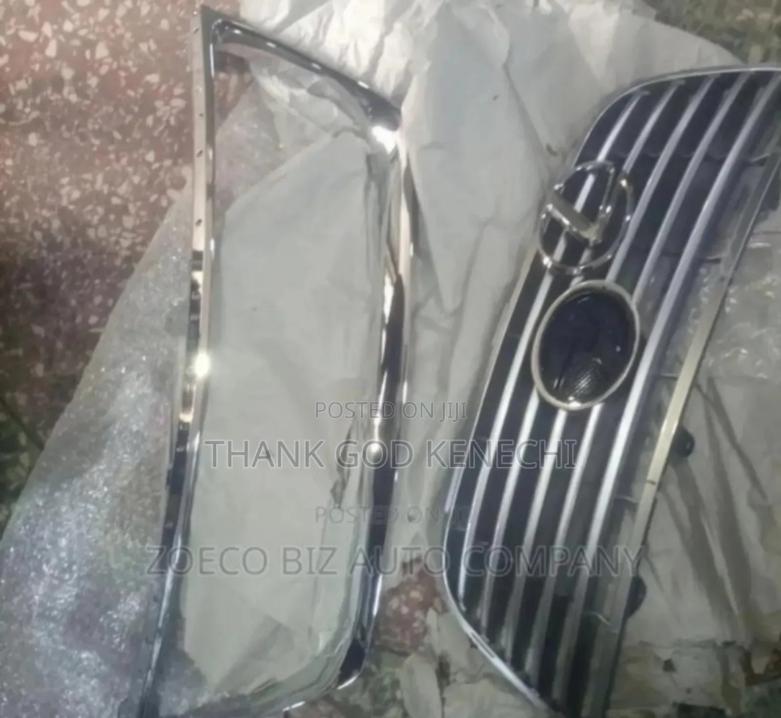 Complete Front Grille Es350 2008 Model