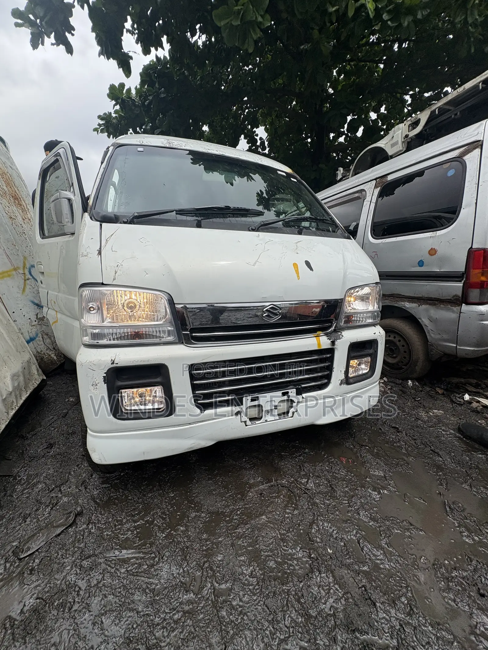 Suzuki Every 2009 White