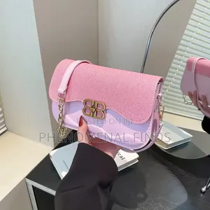 Fashionable Ladies Bag