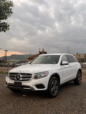 Mercedes-Benz GLC-Class 2017 White