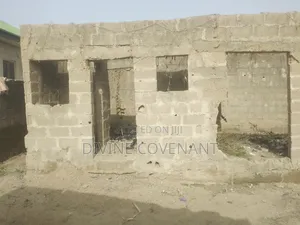 4bdrm Block of Flats in Downtown, Mararaba for sale