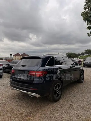 Mercedes-Benz GLC-Class 2016 Blue