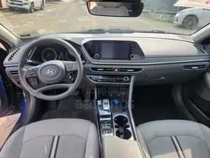 Hyundai Sonata SE 2020 Blue