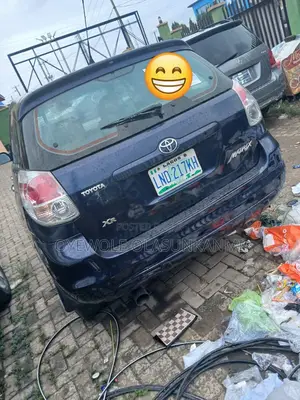 Toyota Matrix 2004 Blue