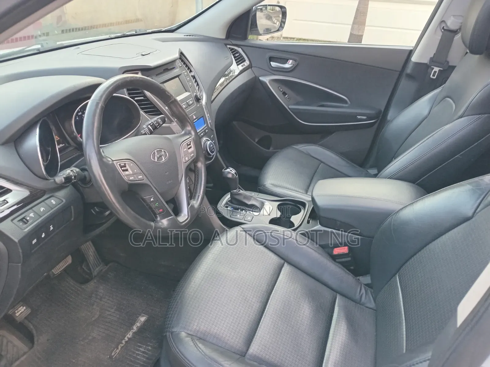 Hyundai Santa Fe 2015 White