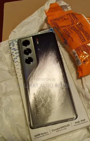 Tecno Camon 40 Pro 5G 256 GB Silver