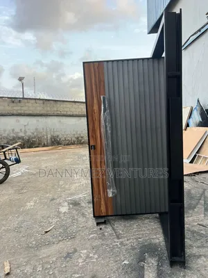 Pivot Door(Df)