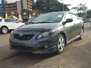 Toyota Corolla 2010 Gray