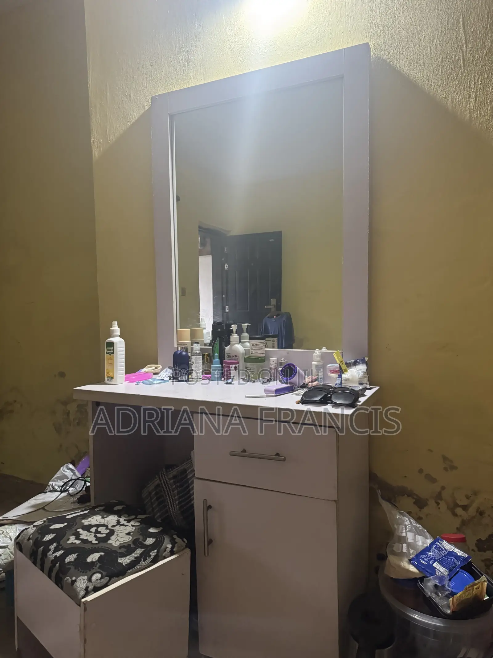 4.5 by 6 Bed Frame and Dressing Table With Mirror