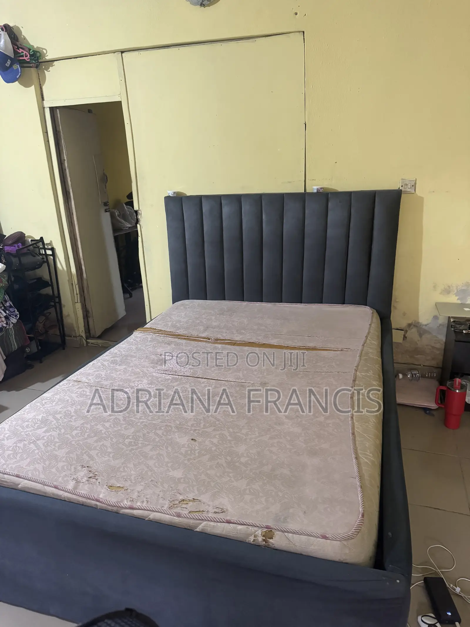 4.5 by 6 Bed Frame and Dressing Table With Mirror