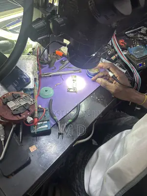 Laptop and Phone Engineer