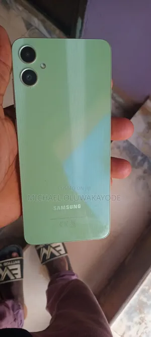 Samsung Galaxy A05 64 GB Green