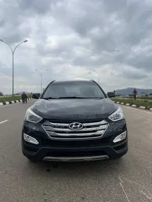Hyundai Santa Fe 2016 Black