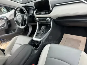 Toyota RAV4 2025 Blue