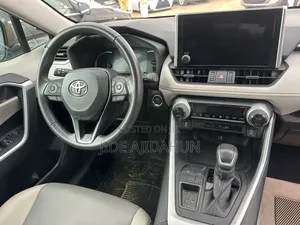 Toyota RAV4 2025 Blue