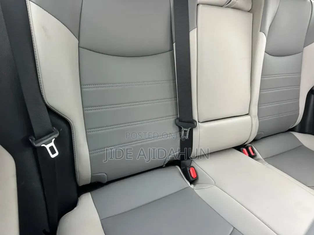 Toyota RAV4 2025 Blue