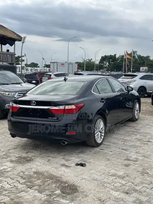 Lexus ES 2014 Black
