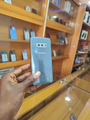 Samsung Galaxy S10e 128 GB Blue