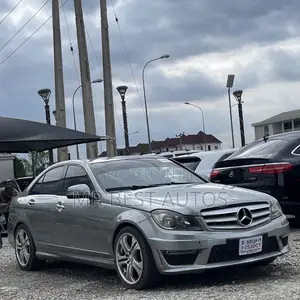 Mercedes-Benz C300 Luxury Sedan AWD (3.0L 6cyl 7A) 2008 Silver
