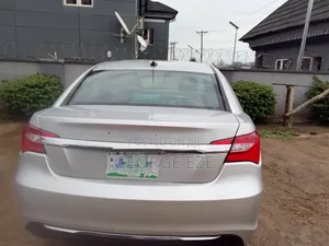 Chrysler 200 2012 Silver