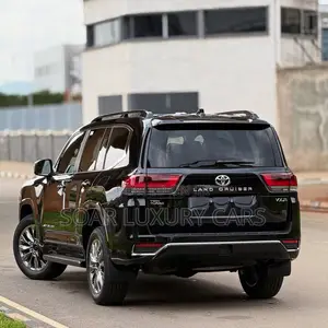 New Toyota Land Cruiser LC300 2025 Black