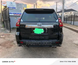 Toyota Land Cruiser Prado 2018 Black