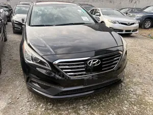 Hyundai Sonata Limited 2.0T 4dr Sedan (2.0L 4cyl Turbo 6A) 2015 Black