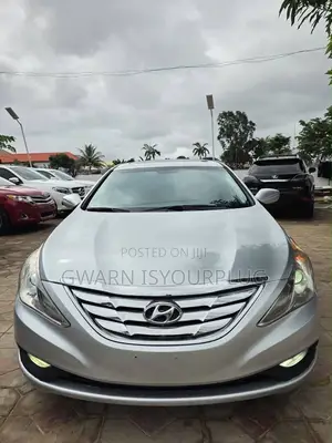 Hyundai Sonata 2011 Silver