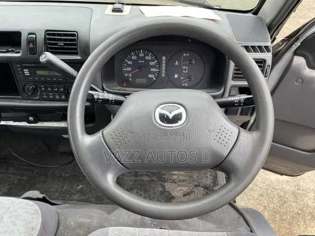 New Nissan Vanette 2018 White