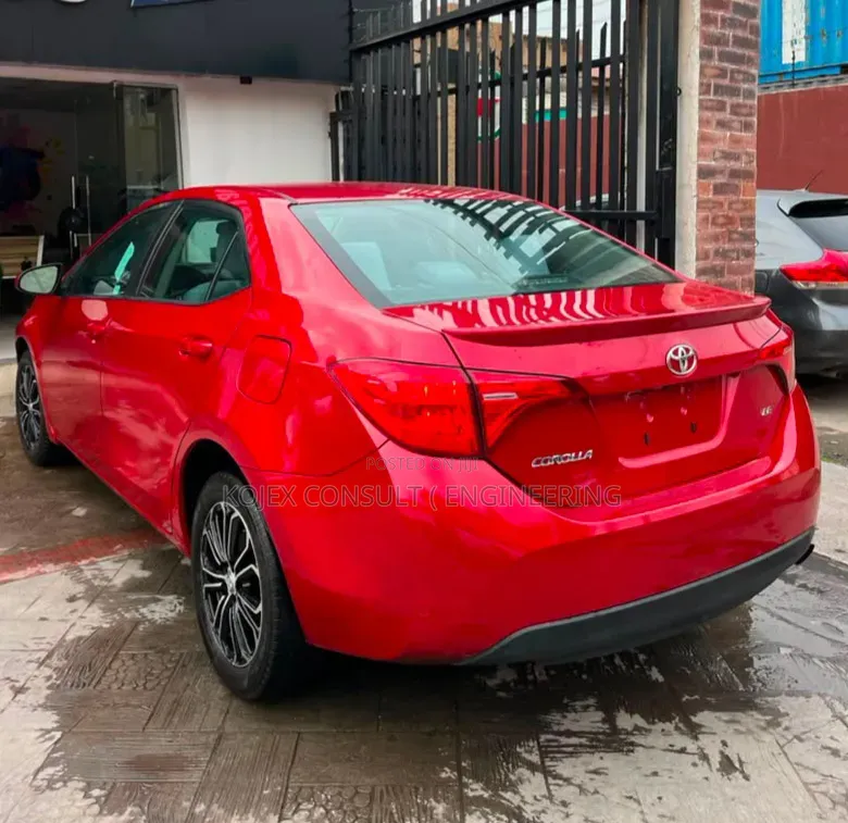 Toyota Corolla 2014 Red