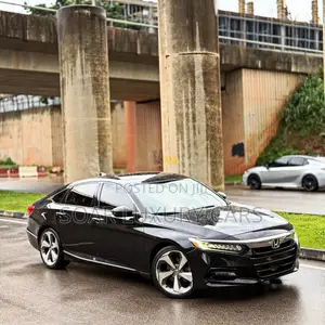 Honda Accord Touring 2.0T 2018 Black