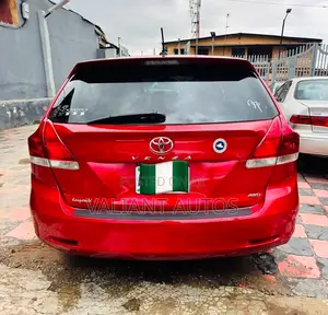Toyota Venza LE 2010 Red