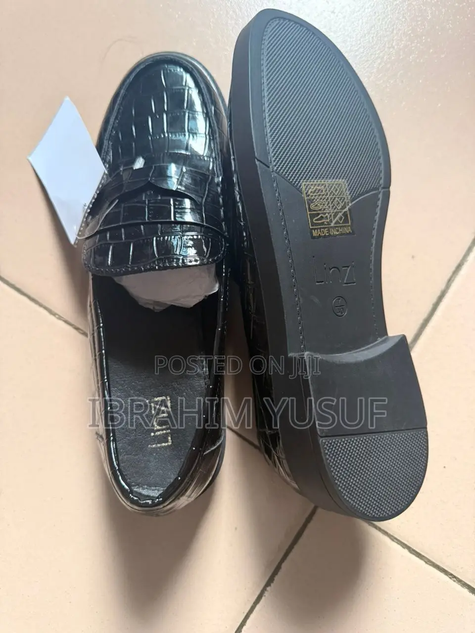 Female Shoe