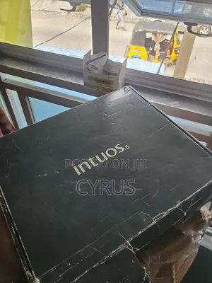 Wacom Intuos 5 Touch Graphic Tablet