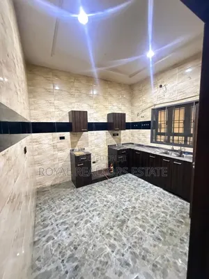 4bdrm Townhouse / Terrace in Jahi for rent