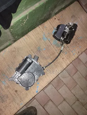 Booth Lock for Hyundai Santa Fe 2015 Model