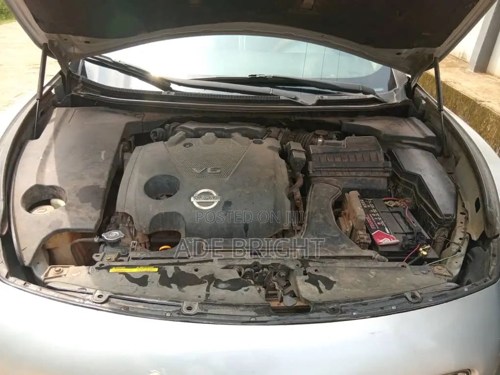 Nissan Maxima 3.5 S 2012 Silver