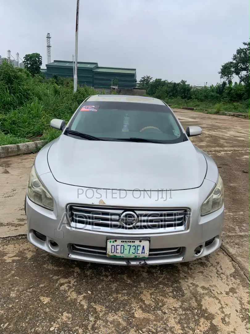 Nissan Maxima 3.5 S 2012 Silver
