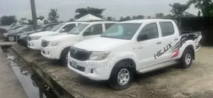 Toyota Hilux 2.7 VVT-i 4X4 SRX 2012 White